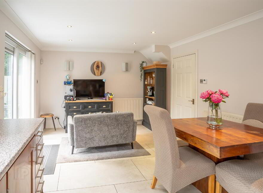 36 Glenbrae, Lisburn, BT28 2YJ