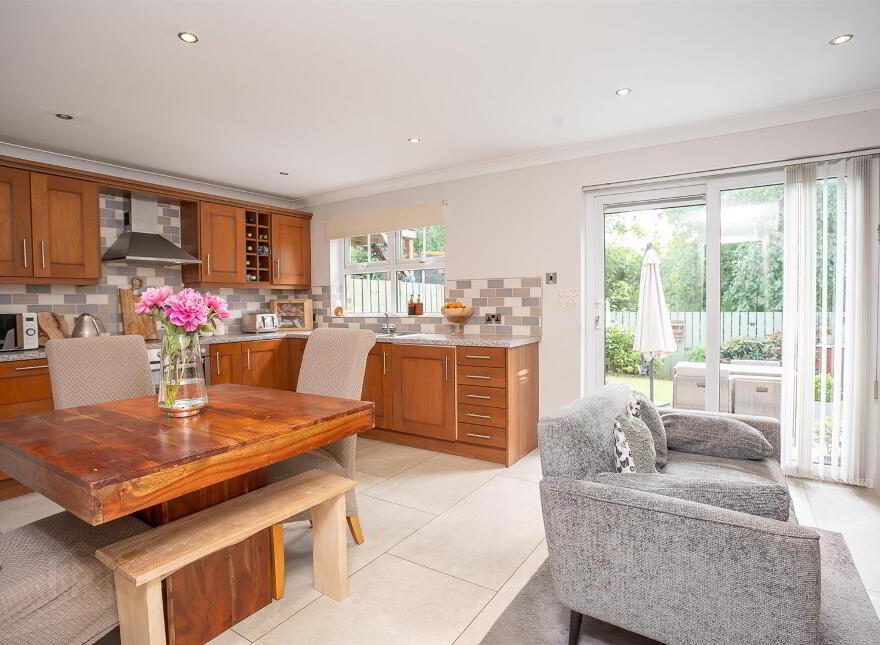 36 Glenbrae, Lisburn, BT28 2YJ