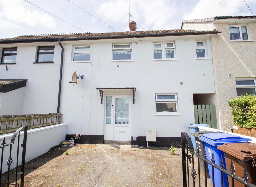 72 Ballymurphy Road, Belfast, BT12 7JN
