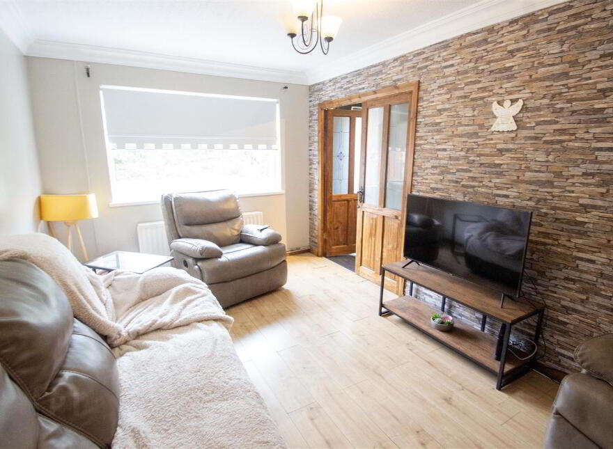 72 Ballymurphy Road, Belfast, BT12 7JN