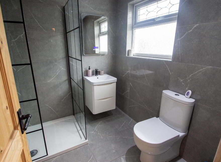 72 Ballymurphy Road, Belfast, BT12 7JN