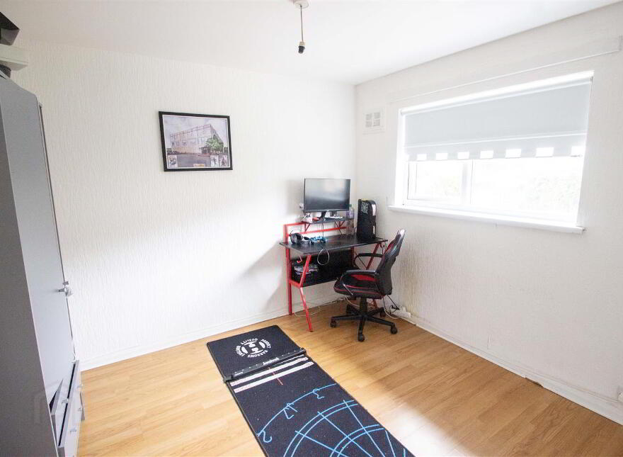 72 Ballymurphy Road, Belfast, BT12 7JN