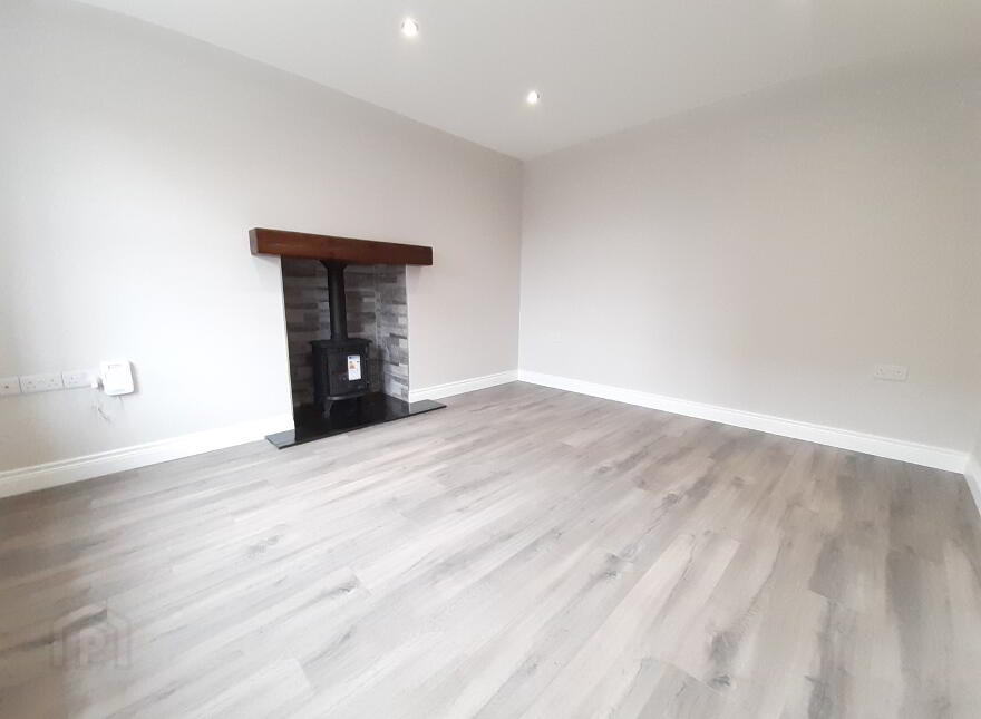 Semi Detached, Old Court Manor, Old Court Manor, Craigavon