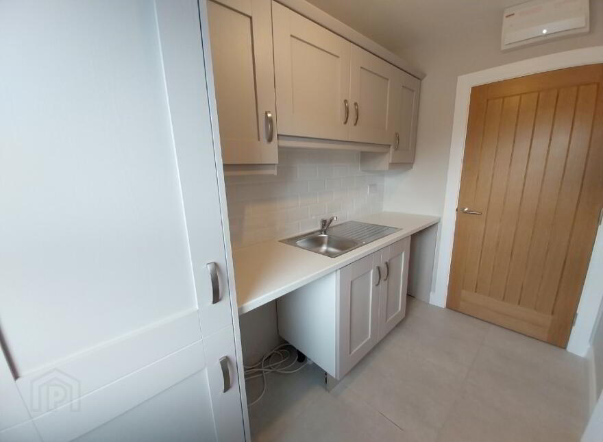 Semi Detached, Old Court Manor, Old Court Manor, Craigavon