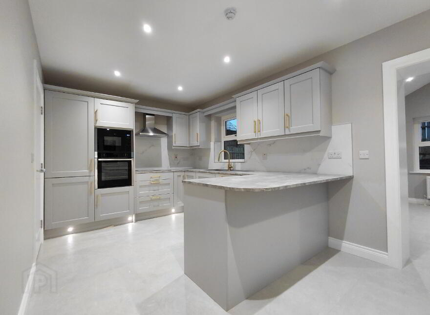 Detached, Old Court Manor, Old Court Manor, Craigavon