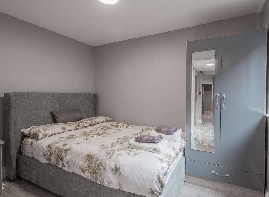 Apartment 1, 55 Fitzwilliam St, Belfast, BT9 6AX