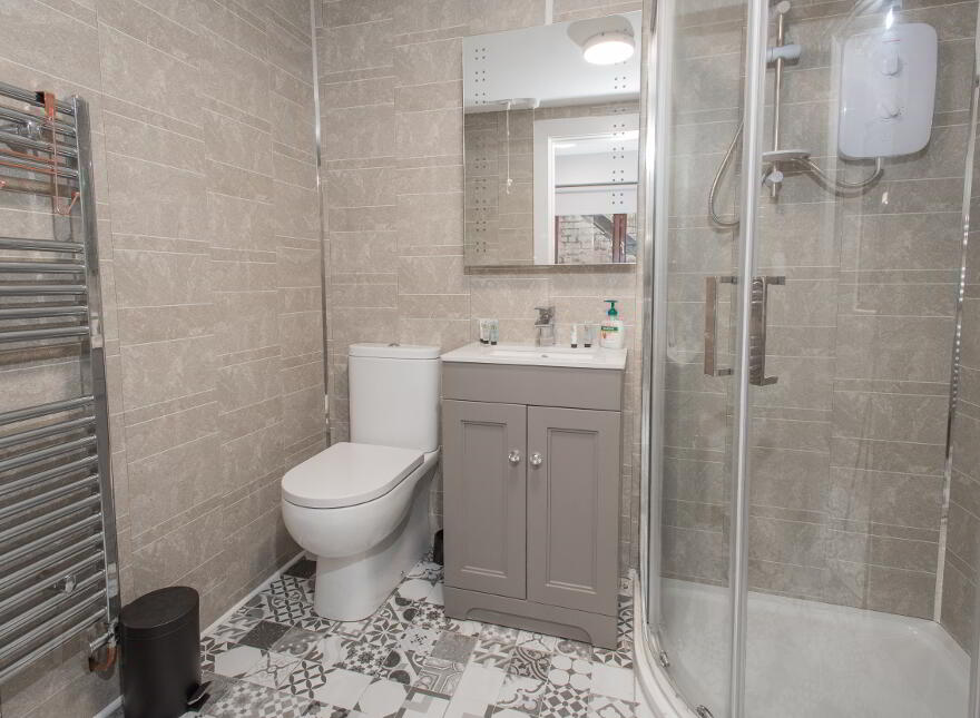 Apartment 1, 55 Fitzwilliam St, Belfast, BT9 6AX