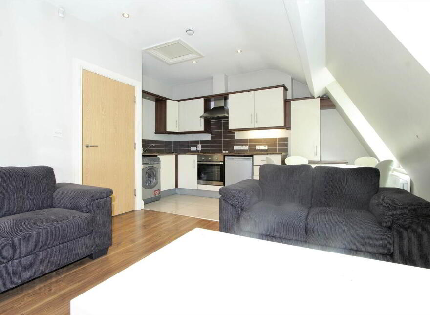 Apartment 3, 108 Stranmillis Road, Belfast, BT9 5AE