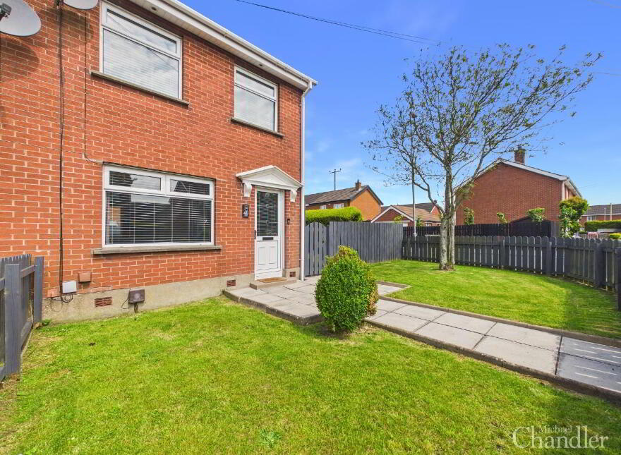26 Muskett Gardens, Carryduff, Belfast, BT8 8QW
