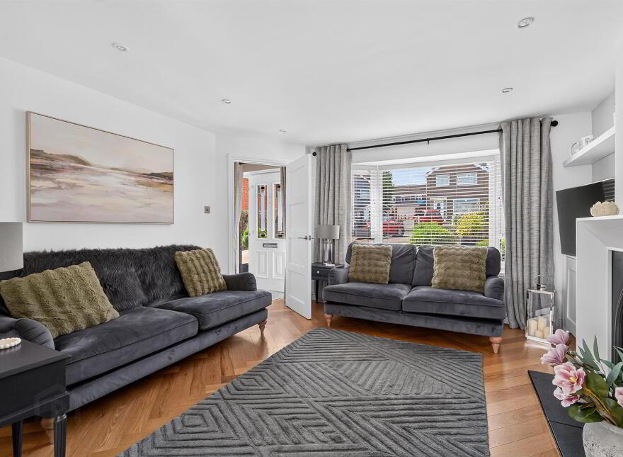 9 Glenhead Avenue, Dunmurry, Belfast, BT17 9AX