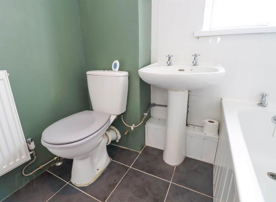 44 Ardmore Avenue, Dundonald, Belfast, BT16 1TB