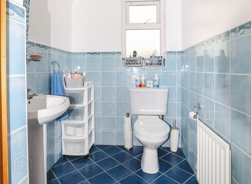 11 Bally-Too- Manor, Tarmonbarry, Tarmonbarry, N39C780