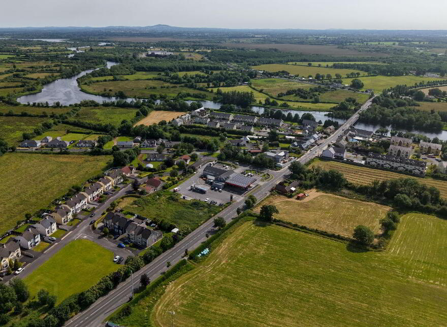 11 Bally-Too- Manor, Tarmonbarry, Tarmonbarry, N39C780