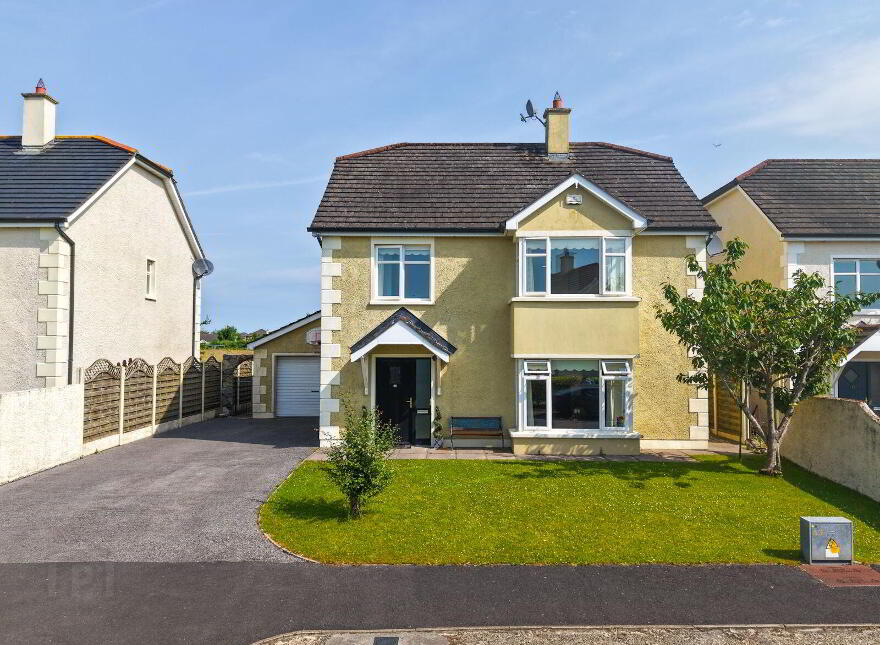 11 Bally-Too- Manor, Tarmonbarry, Tarmonbarry, N39C780