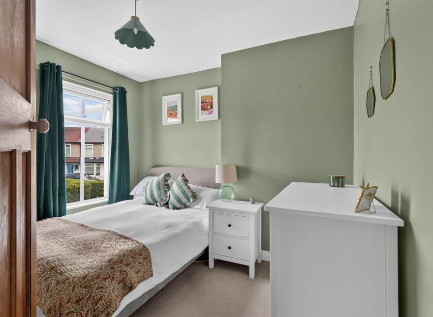 27 Enid Drive, Belfast, BT5 6EN
