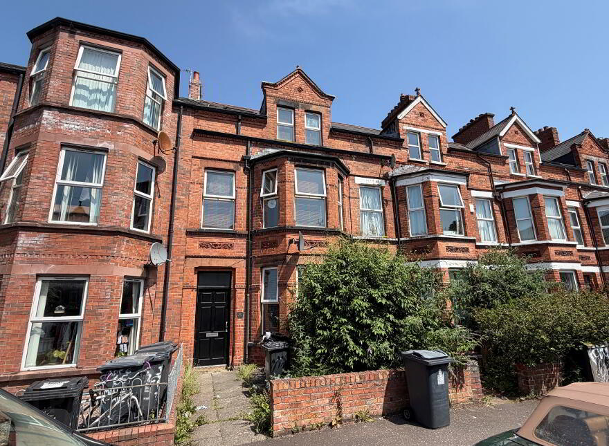 Flat 2, 63 Malone Avenue, Belfast, BT9 6EP