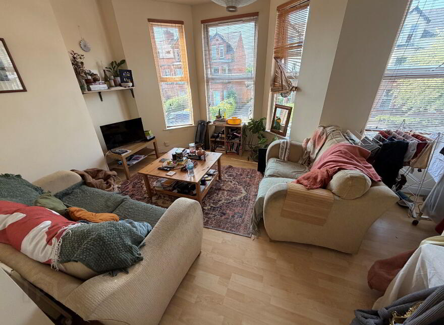 Flat 2, 63 Malone Avenue, Belfast, BT9 6EP