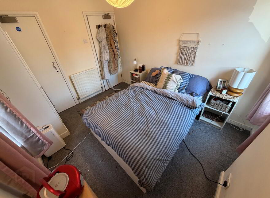 Flat 2, 63 Malone Avenue, Belfast, BT9 6EP