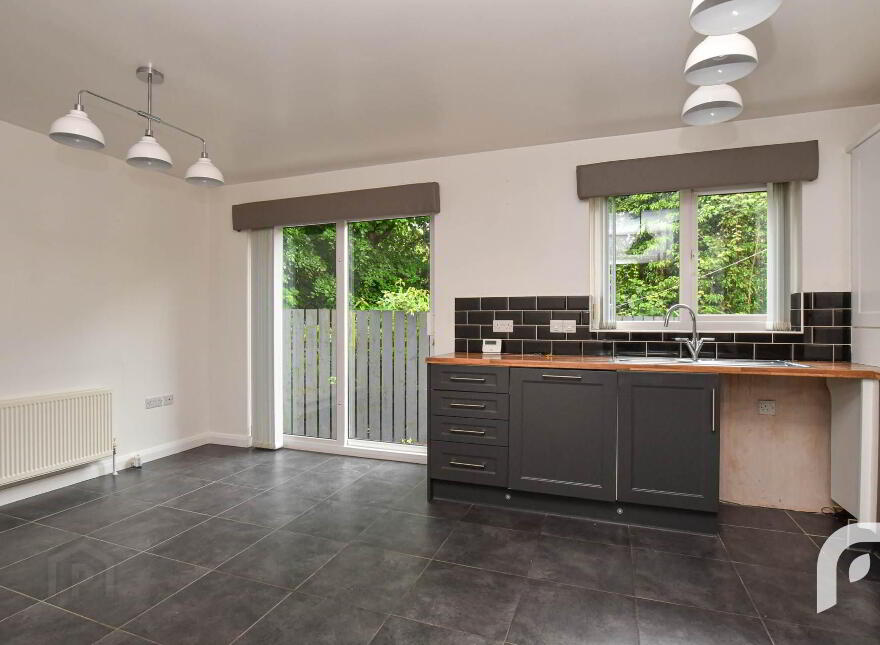 29 Collinward Gardens, Glengormley, Newtownabbey, BT36 6DS