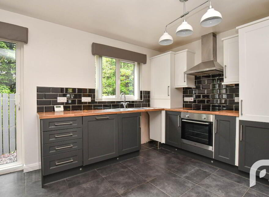 29 Collinward Gardens, Glengormley, Newtownabbey, BT36 6DS