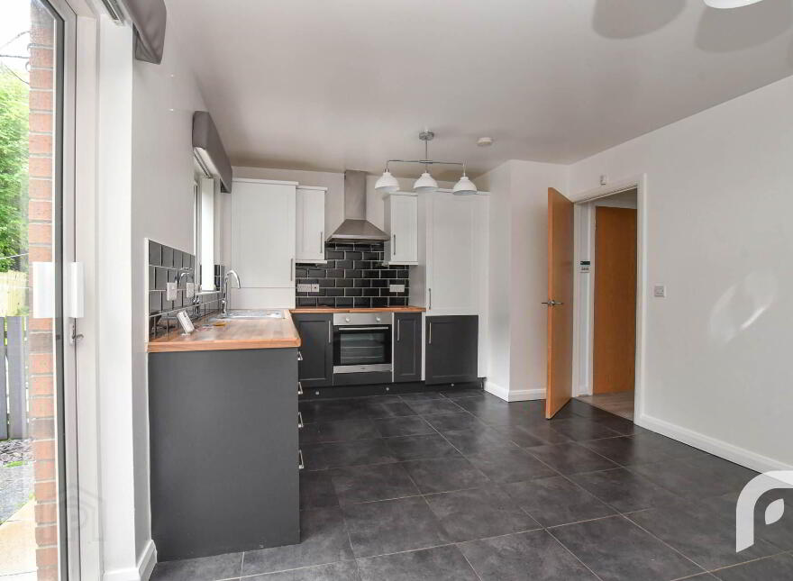 29 Collinward Gardens, Glengormley, Newtownabbey, BT36 6DS