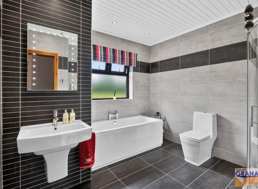 1b Filterbeds Road, Lisburn, BT28 2NY