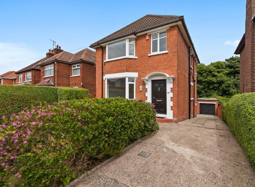 107 Dunlambert Drive, Belfast, BT15 3NG