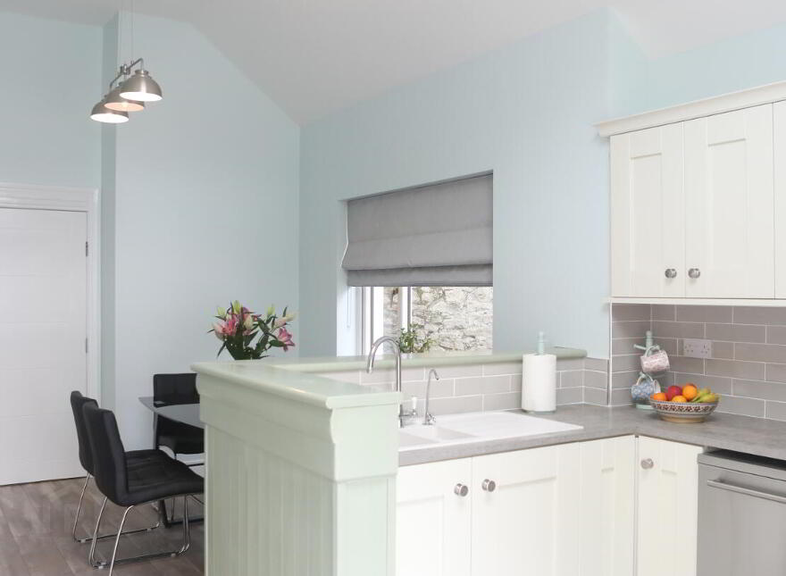 Gan Uimhir, Gore Street, Killala, F26D585