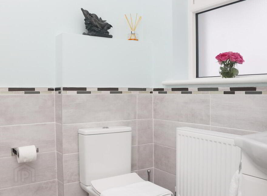 Gan Uimhir, Gore Street, Killala, F26D585