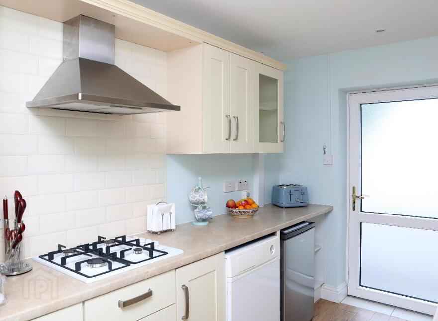 Gan Uimhir, Gore Street, Killala, F26D585