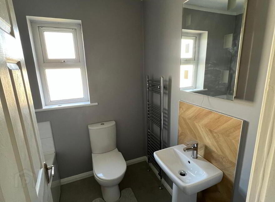 7 Fernbrook, Castlelake, Carrigtwohill, T45T935