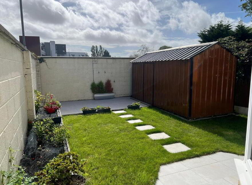 7 Fernbrook, Castlelake, Carrigtwohill, T45T935