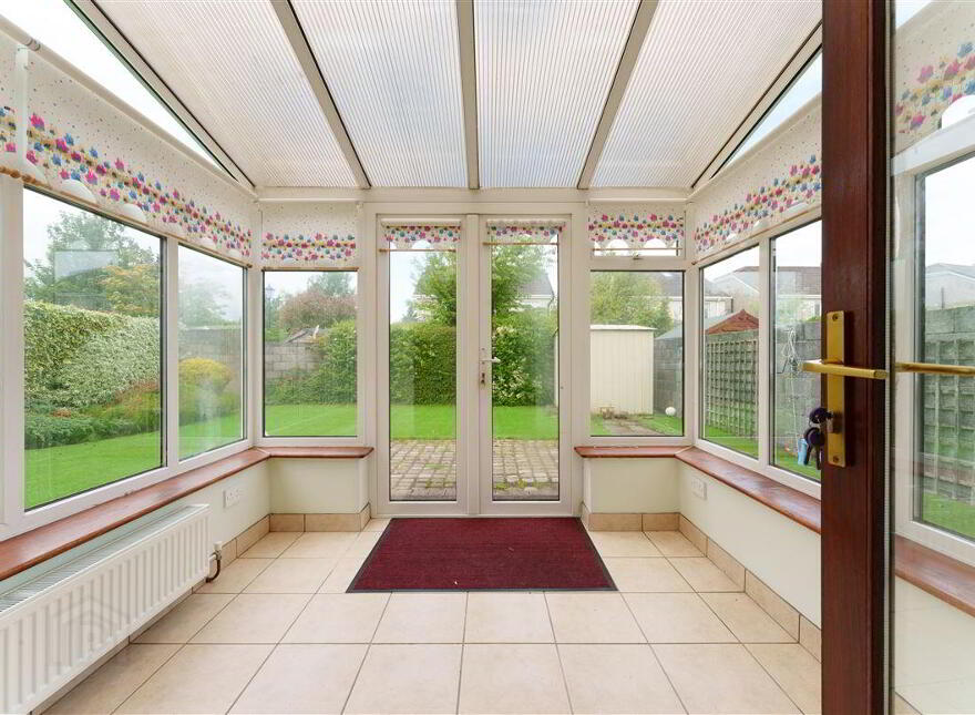 1 The Grove, Liffey Hall, Newbridge, W12TW28