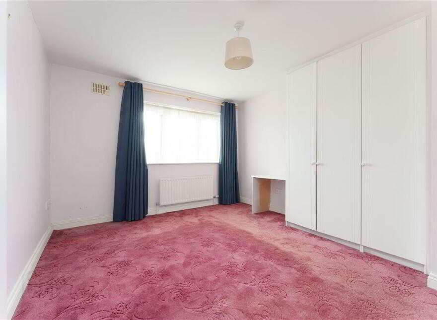 1 The Grove, Liffey Hall, Newbridge, W12TW28