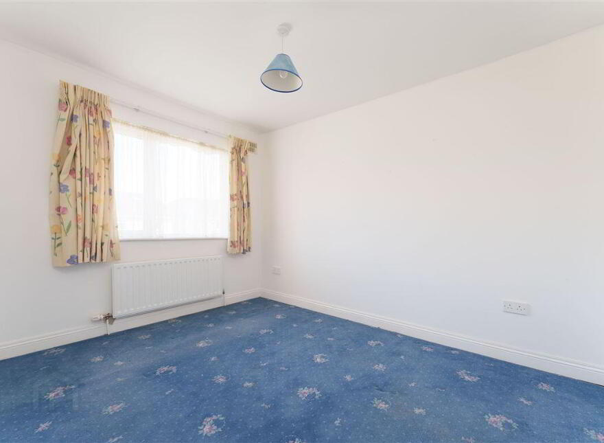 1 The Grove, Liffey Hall, Newbridge, W12TW28