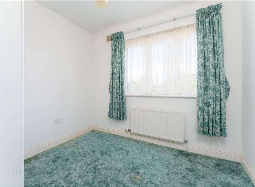 1 The Grove, Liffey Hall, Newbridge, W12TW28
