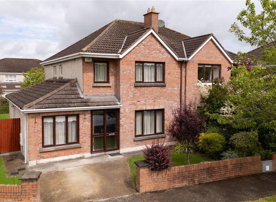 1 The Grove, Liffey Hall, Newbridge, W12TW28