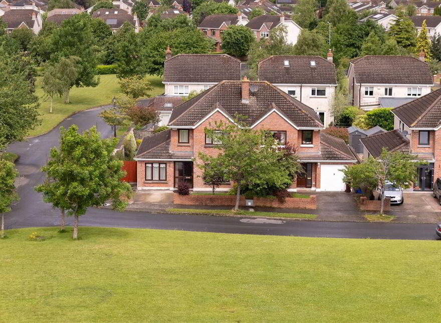 1 The Grove, Liffey Hall, Newbridge, W12TW28