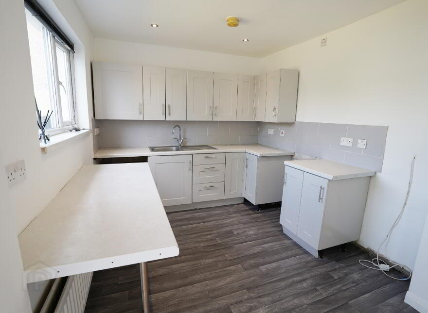 13 Chesham Parade, Belfast, BT6 8GR