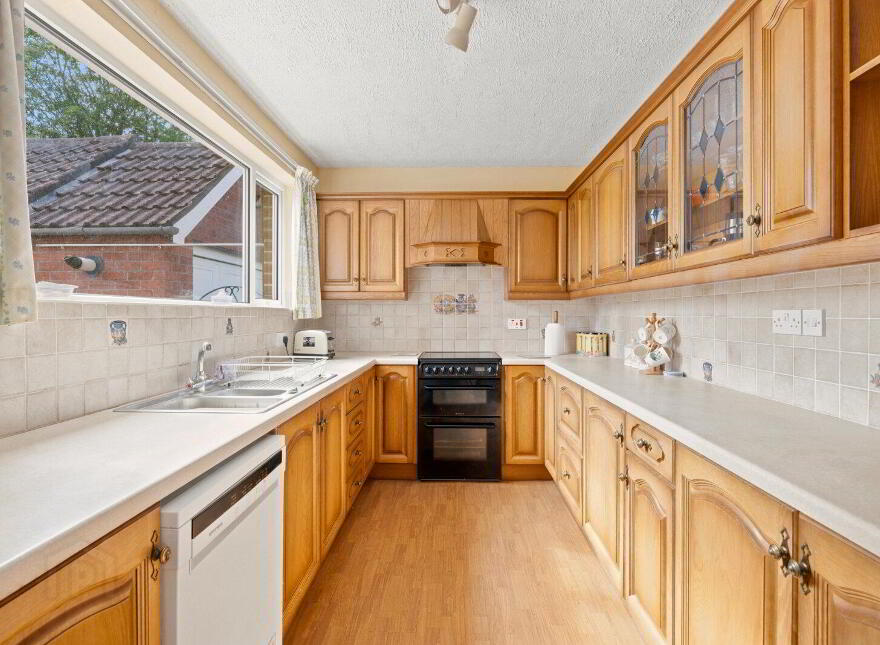 100 Harberton Park, Belfast, BT9 6TU