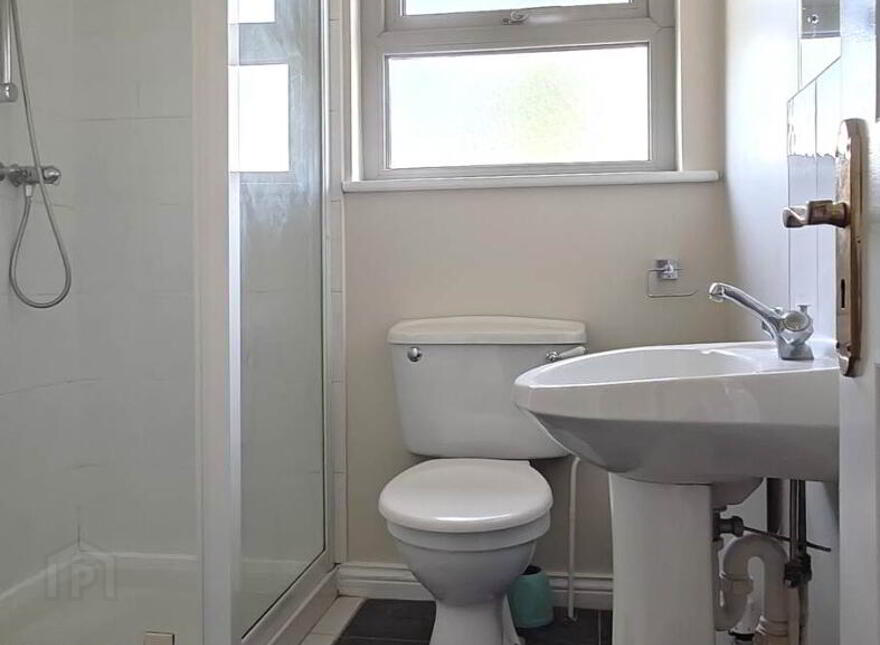 59 Tara Grove, Wellpark, Galway City, H91XD9F