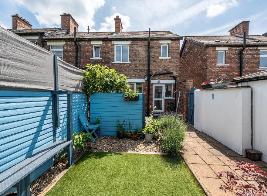 18 Dunraven Parade, Belfast, BT5 6BT