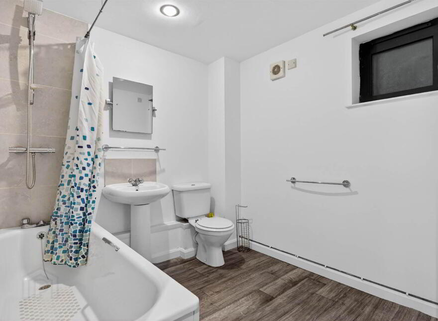 Apt 16 The Tannery, 107 Castle Street, Belfast, BT1 1GJ
