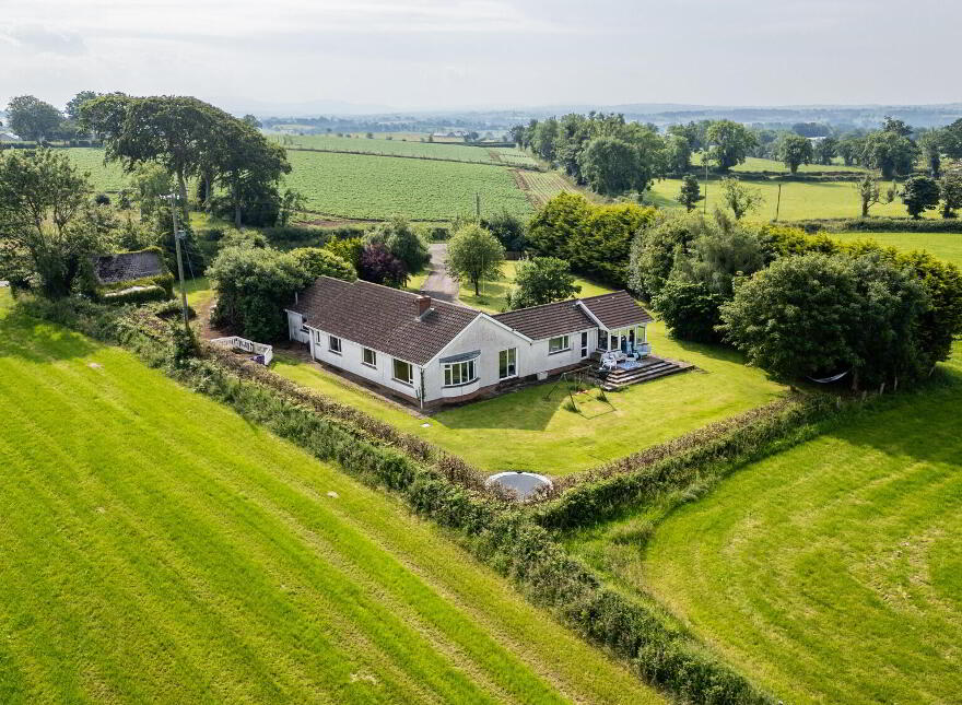 47 Gregorlough Road, Dromore;, Moira, BT25 1RR