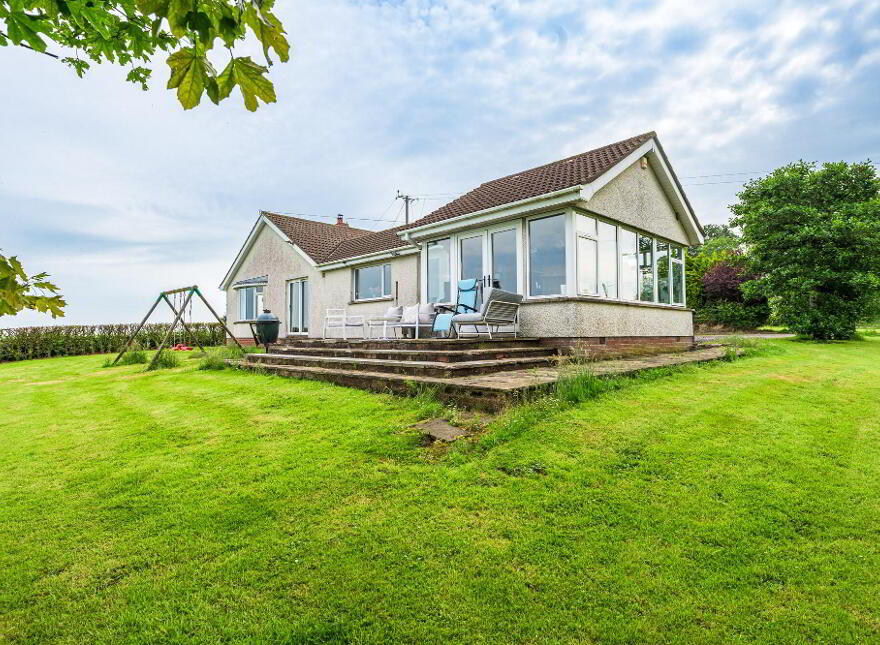 47 Gregorlough Road, Dromore;, Moira, BT25 1RR