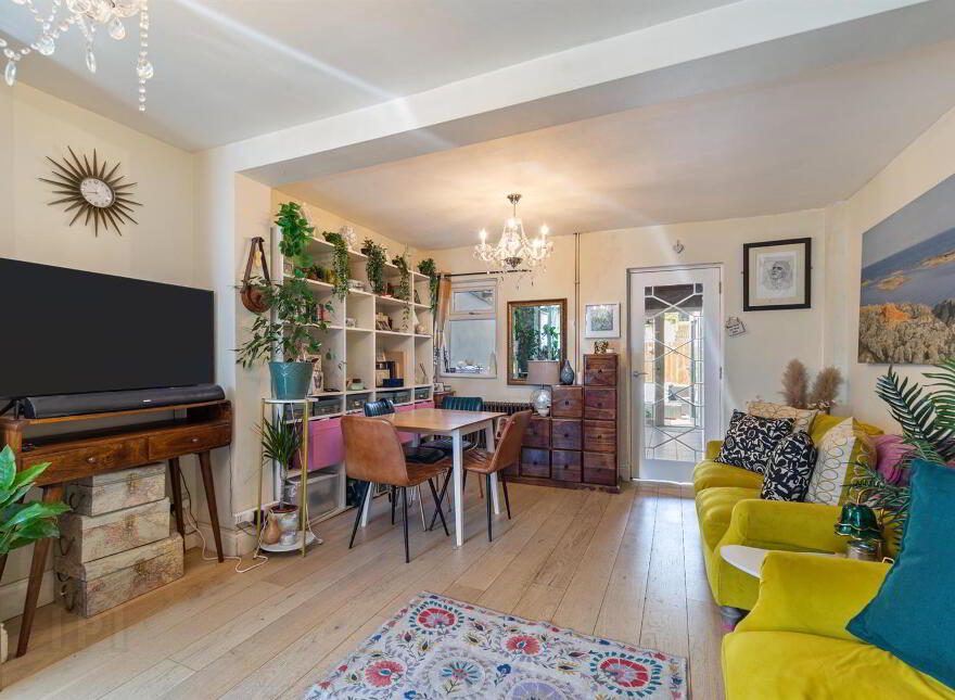10 Hill Street, Dunmurry, Belfast, BT17 0AD