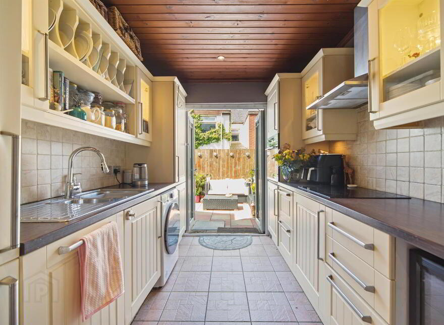 10 Hill Street, Dunmurry, Belfast, BT17 0AD