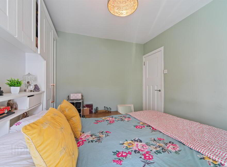 10 Hill Street, Dunmurry, Belfast, BT17 0AD