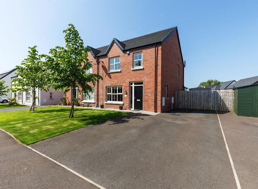 49 Black Quarter Meadow, Ballynahinch Road, Carryduff, Belfast, BT8 8GF