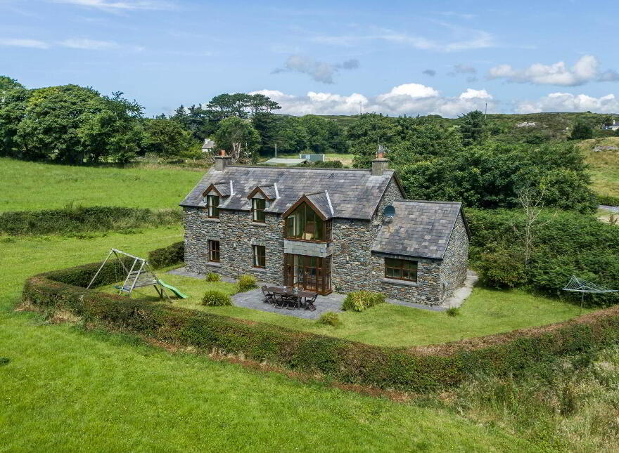 Reen Cottage, Toormore, Goleen, P81X039